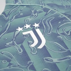 Juventus Auswärtstrikot Spieler-Version 2025-26