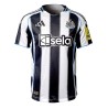 Maillot Newcastle United domicile version joueur 2025-26
