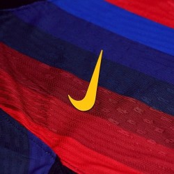 Maglia FC Barcelona casa versione giocatore 2026-27