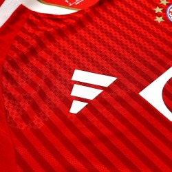 Maillot Bayern Munich domicile version joueur 2026-27