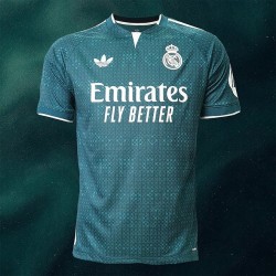 Real Madrid Auswärts Fan-Version Trikot 2026-27